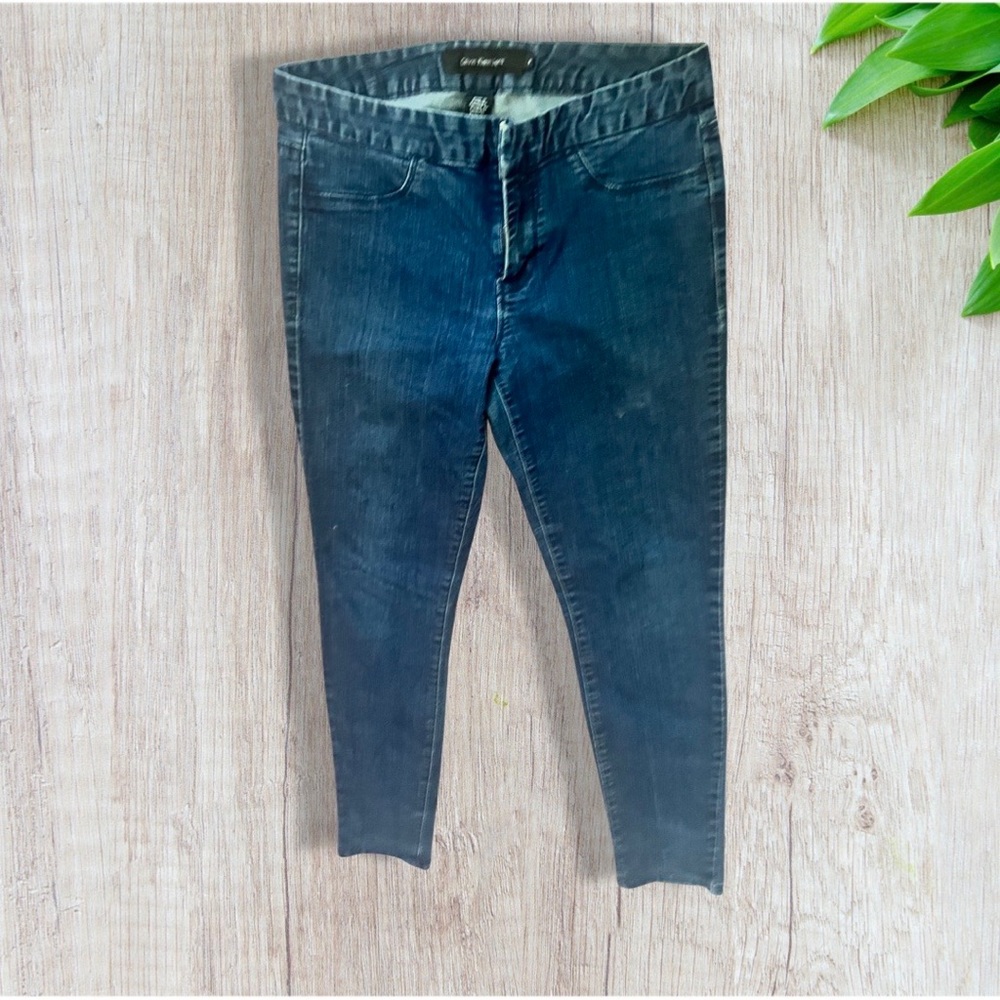Size 8 Calvin Klein Straight Leg Jeans